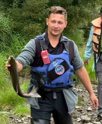 阿瓦查河探險與釣魚