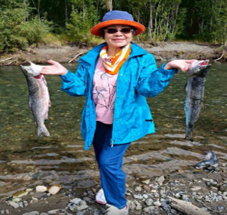 堪察加森林森林溪流垂釣