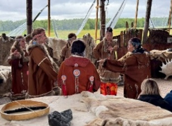 科里亞克民族村