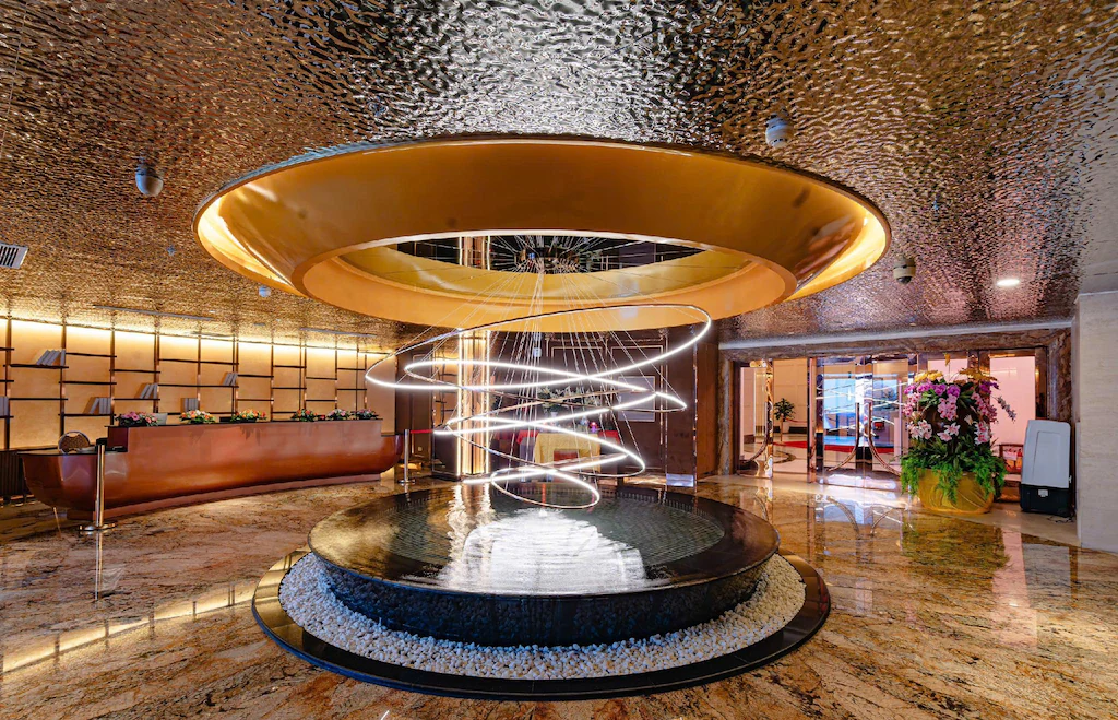 峴港皇冠假日酒店