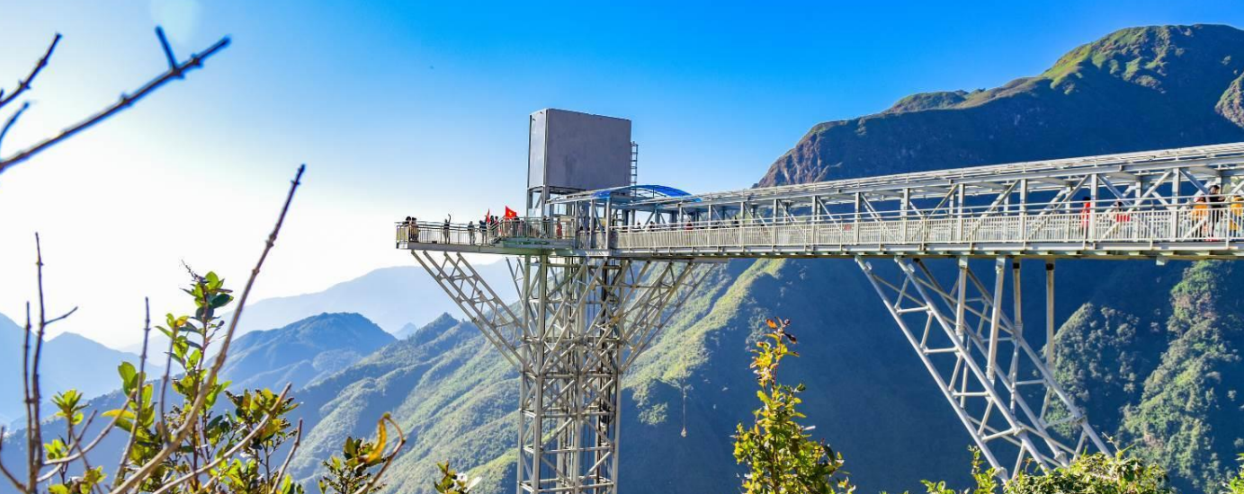 老街沙壩 SAPA【龍雲玻璃天空步道(最美雲物天空步道)、虛擬天堂 Moana Sapa(熱門的網紅打卡地標)】