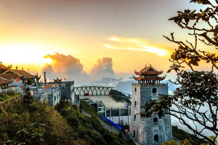 番西邦傳奇太陽世界