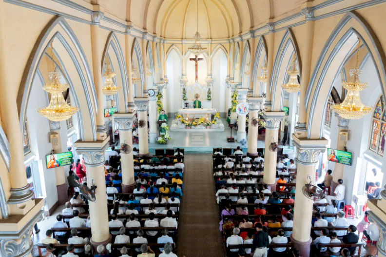 峴港粉紅大教堂